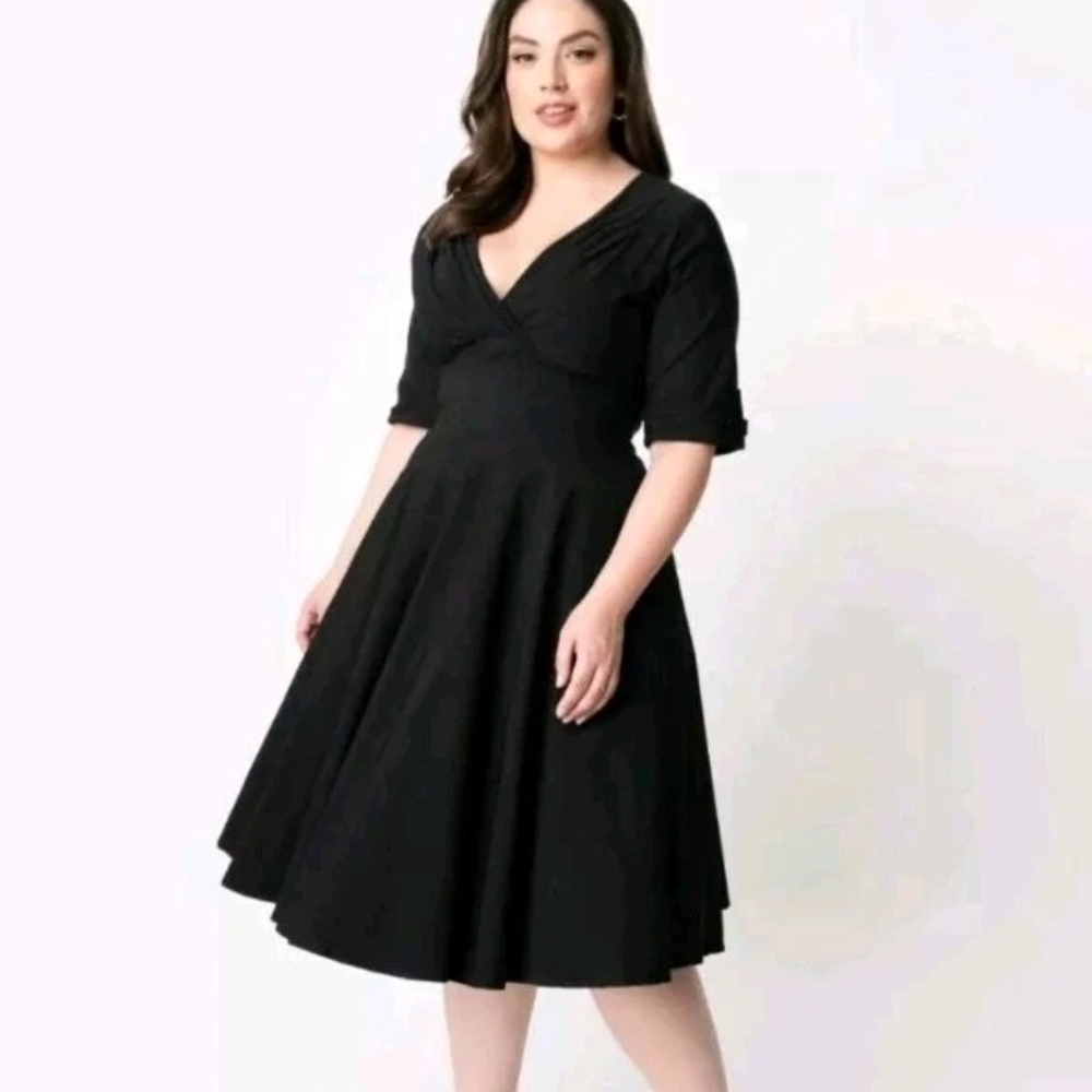 Pin Up Swing 50's Style Unique Vintage  Black Midi Dress with 3/4 Sleeves